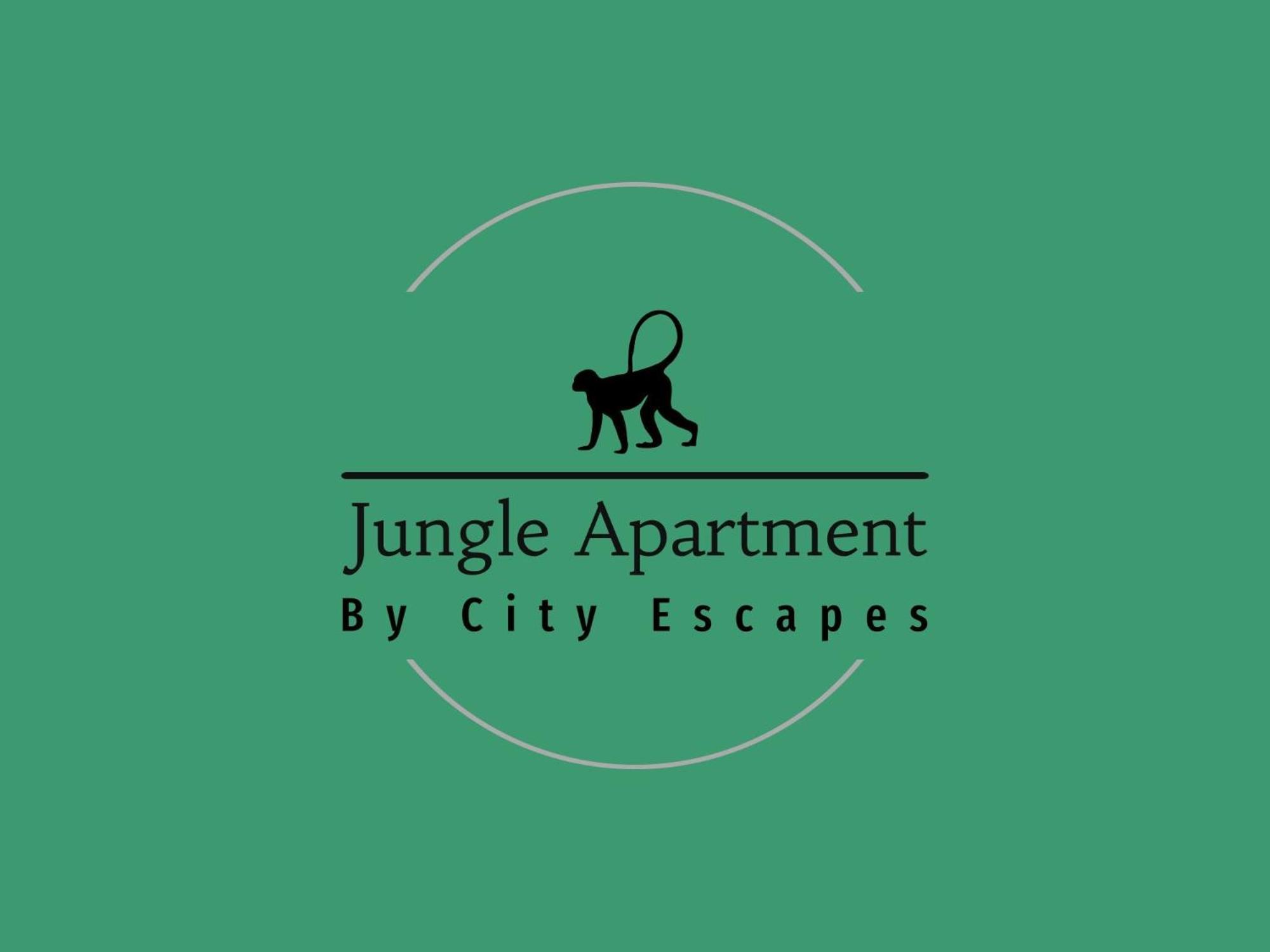 Jungle Escape, City Apartment With Parking & Terrace 체스터 외부 사진